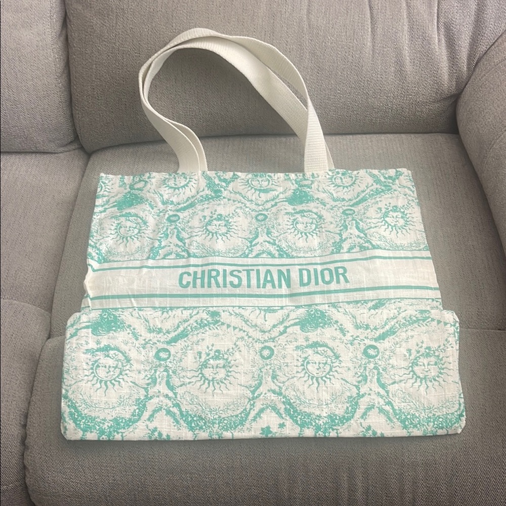 NWOT Dior Tote Bag in Mint Green and White